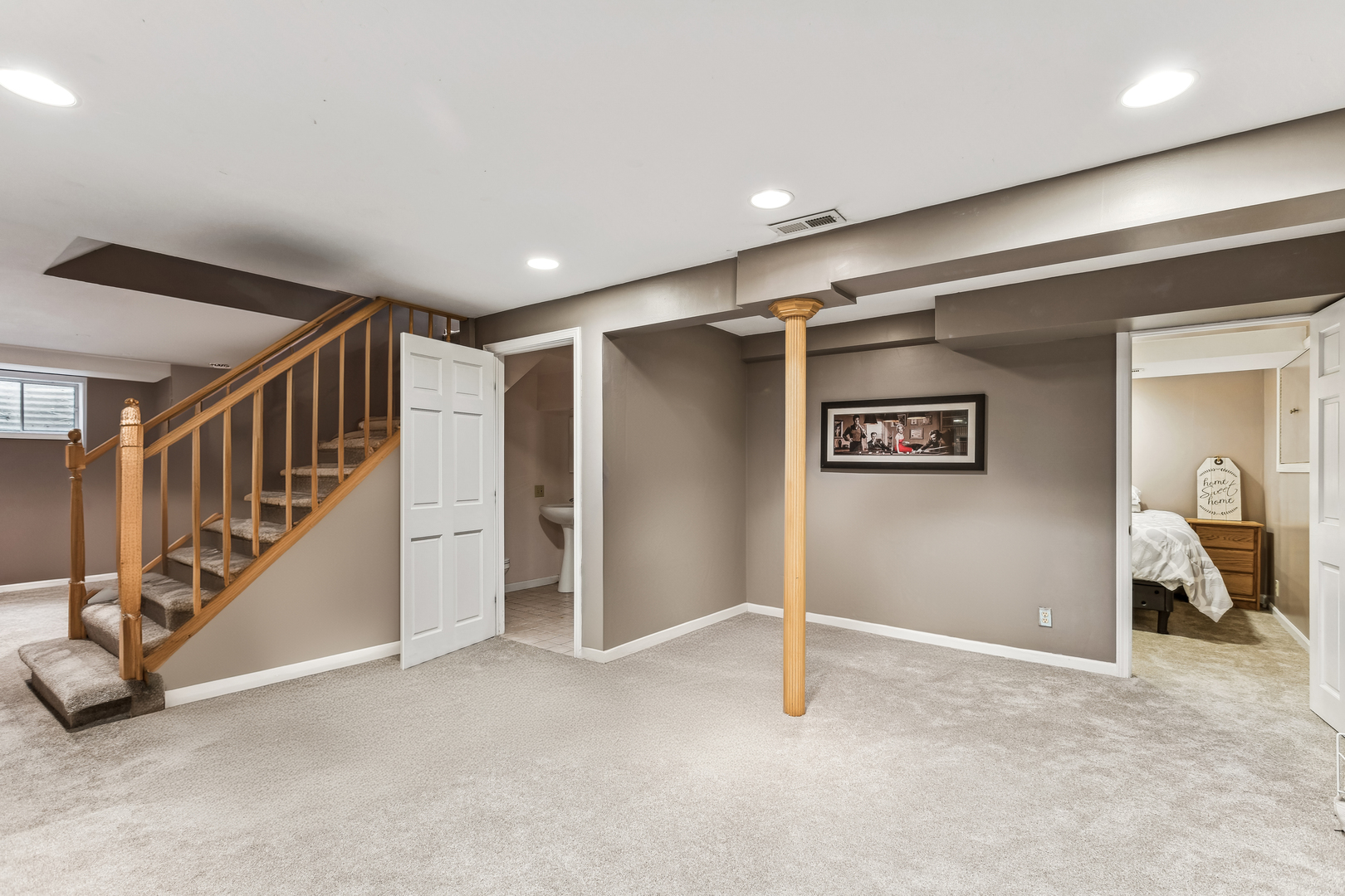 1182 Sandhurst Drive