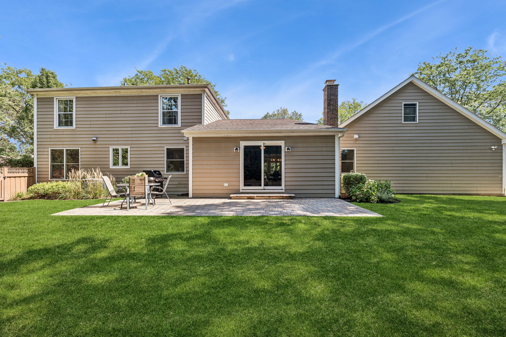 432 BRISTOL Court