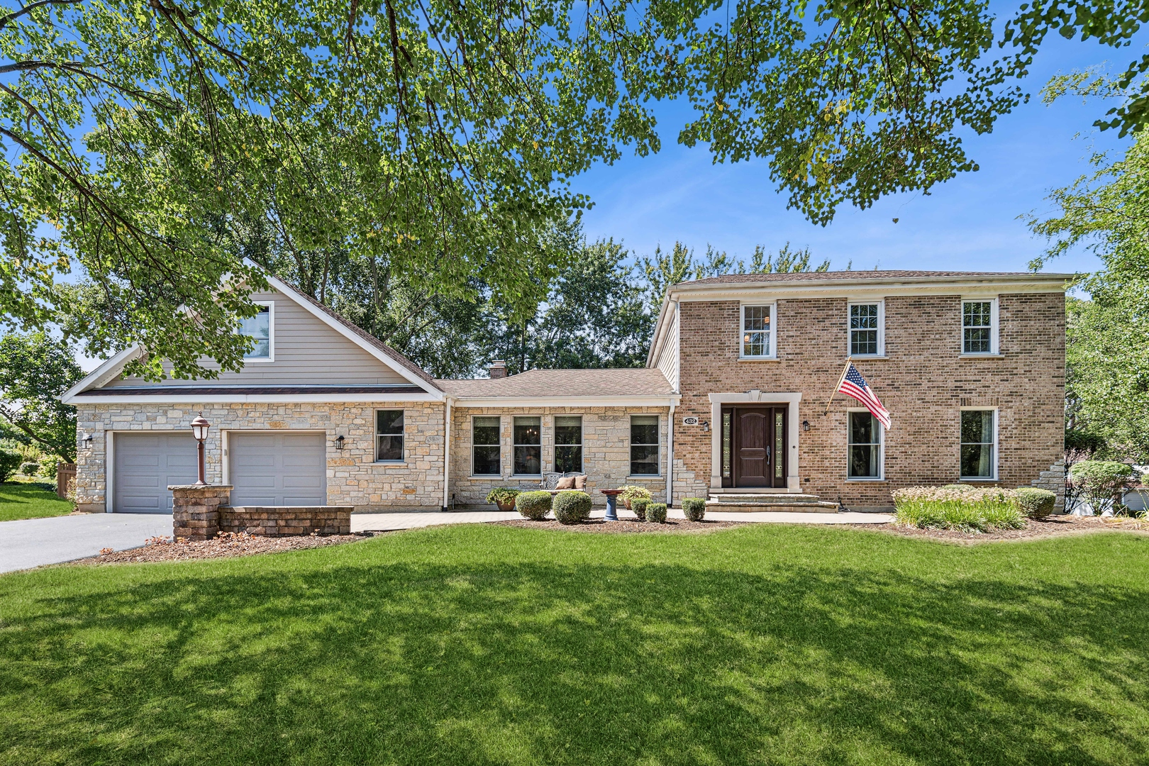 432 BRISTOL Court