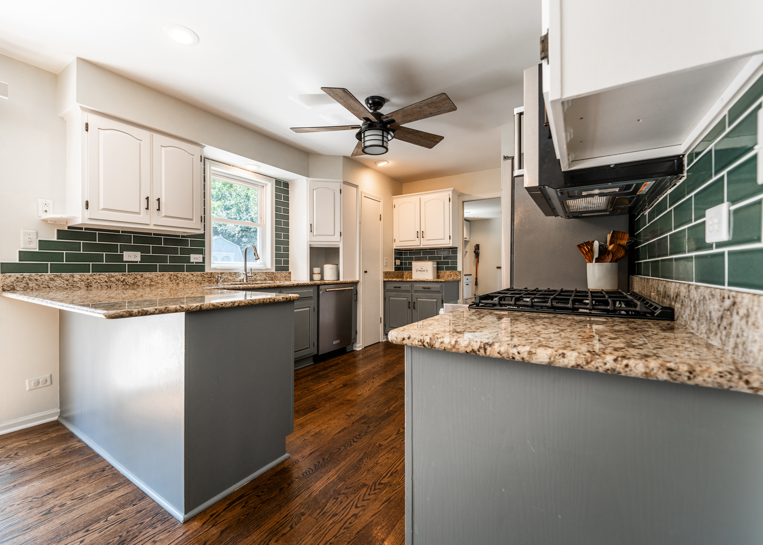 955 Colony Lane