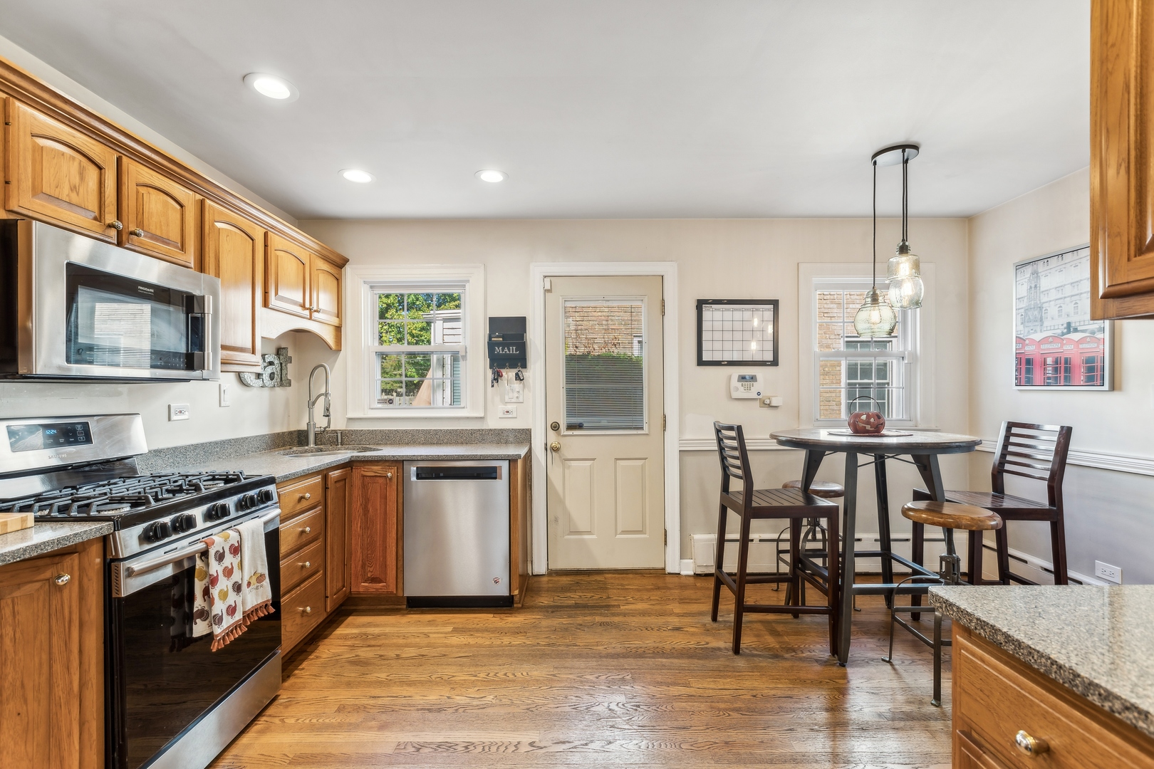 526 S Evergreen Avenue