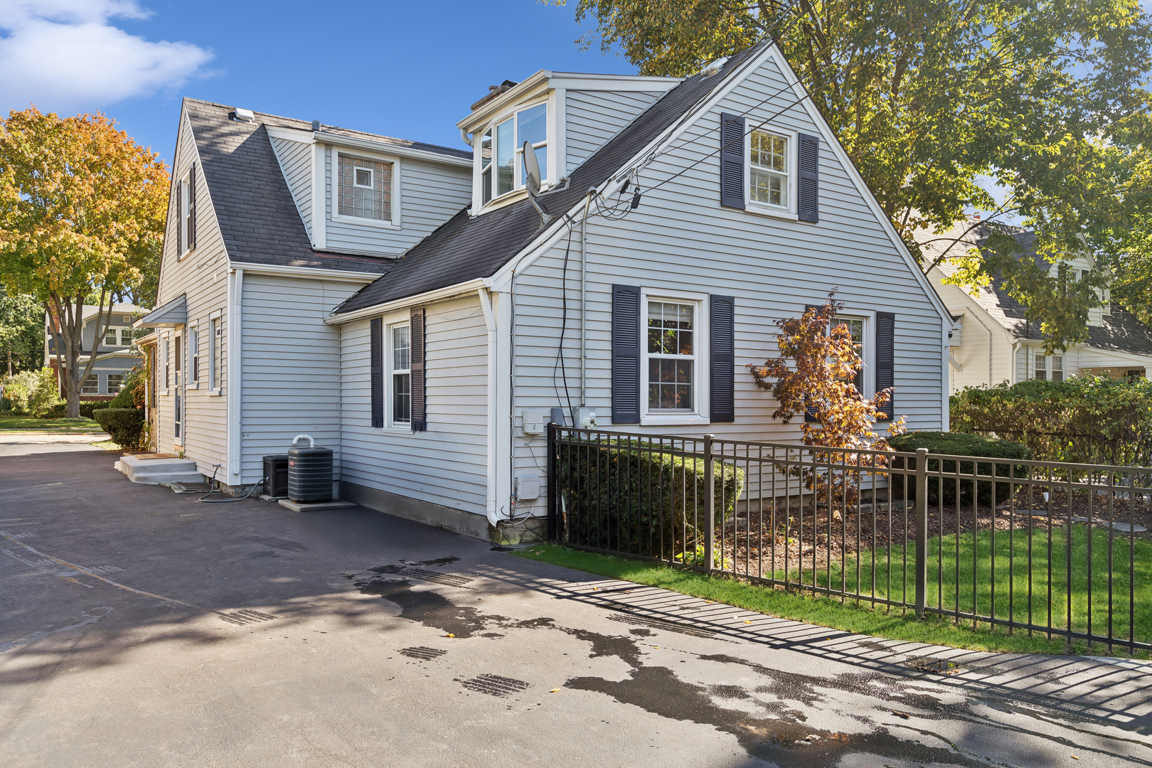 526 S Evergreen Avenue