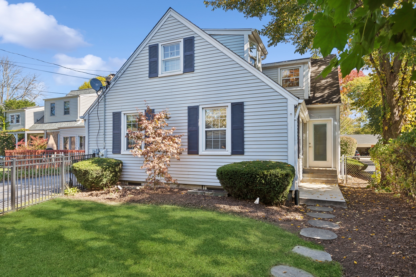 526 S Evergreen Avenue