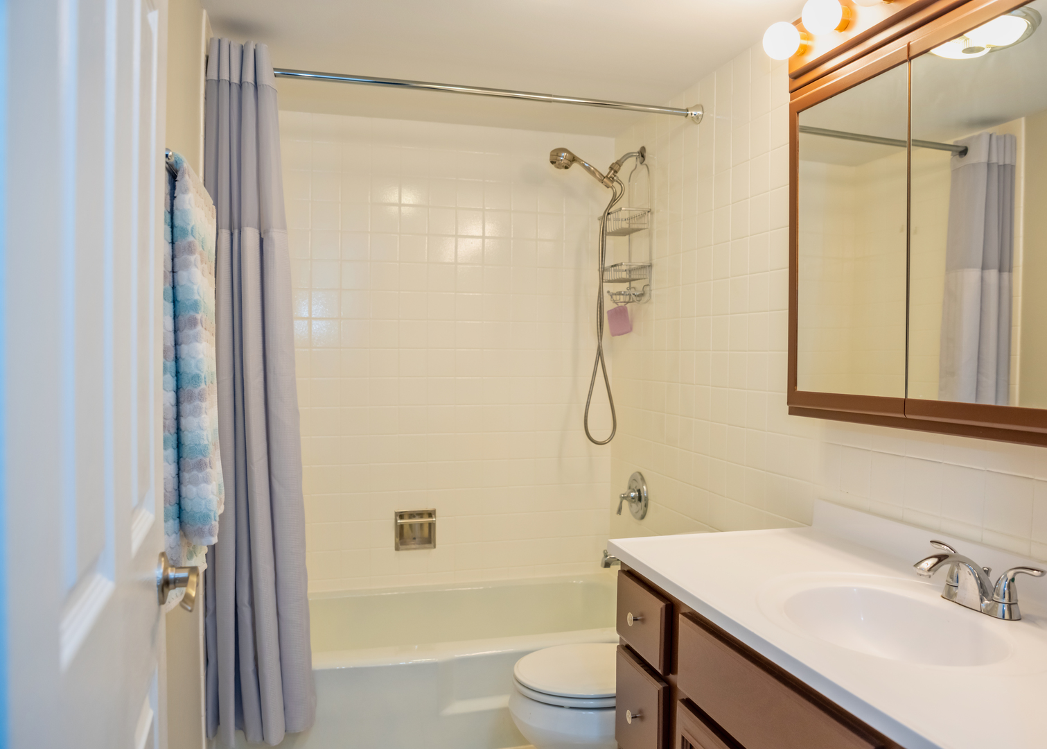 1025 S Fernandez Avenue Unit: 3C