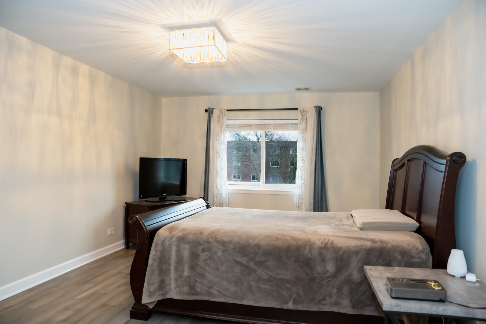 1025 S Fernandez Avenue Unit: 3C