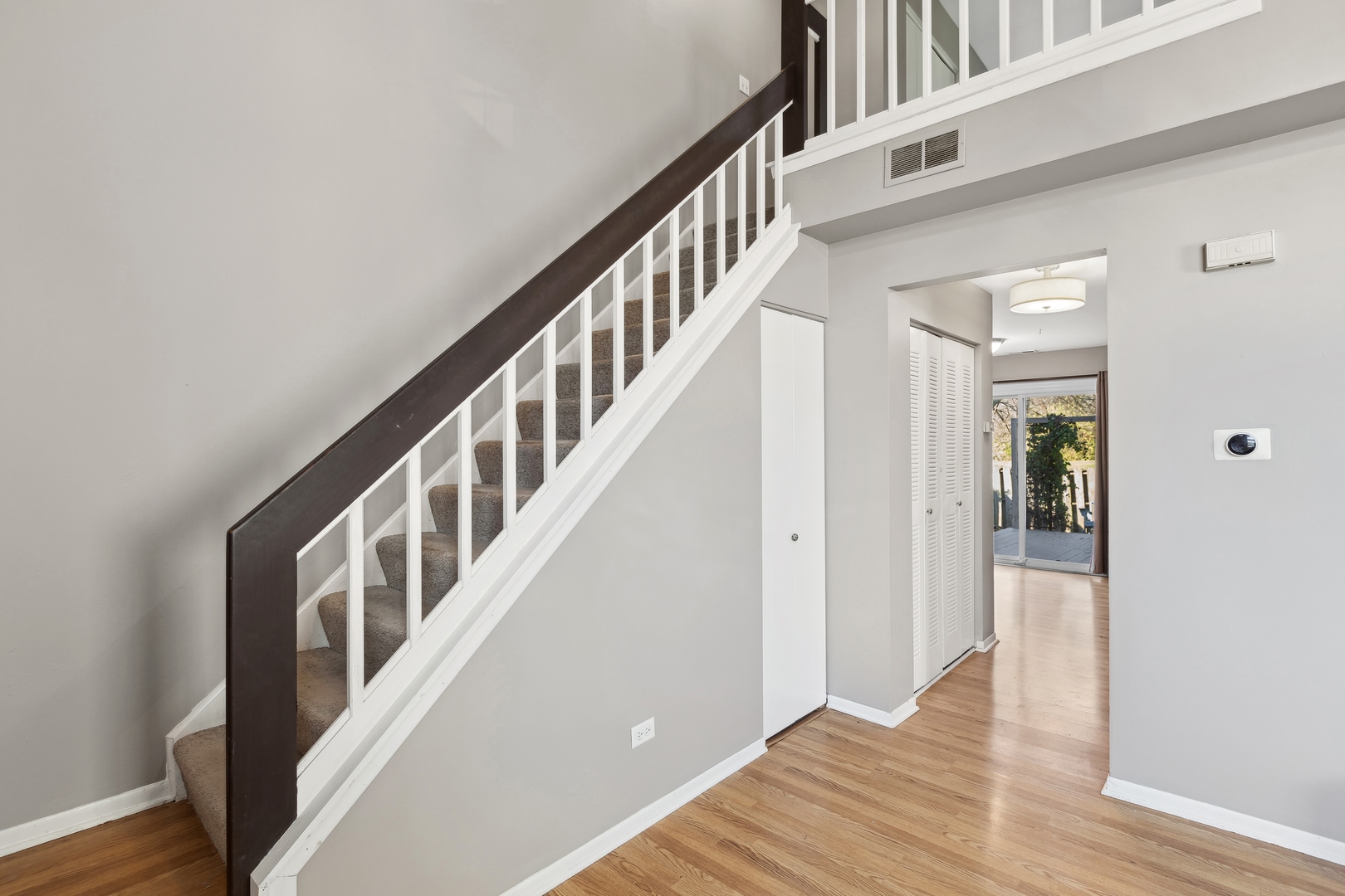 3322 Greenwich Lane