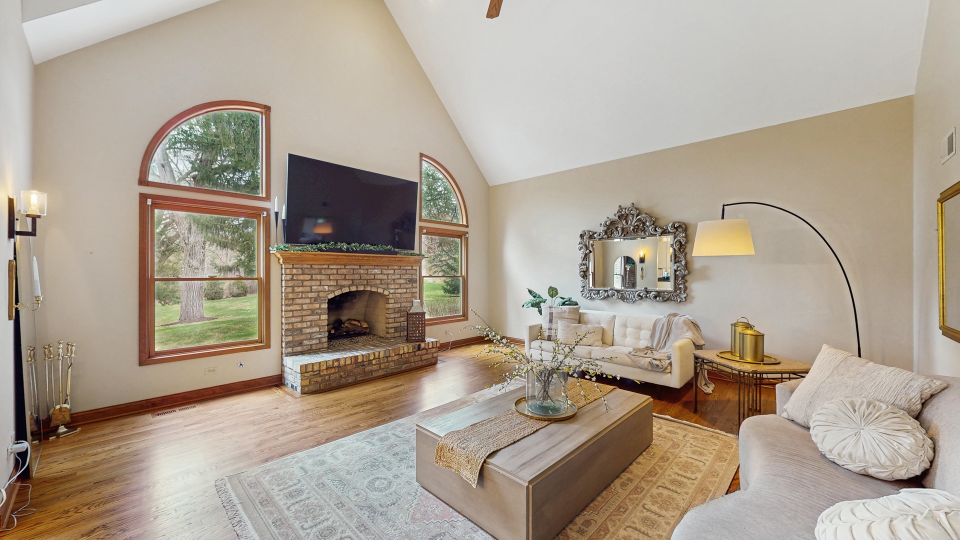 7111 Saddle Oaks Drive