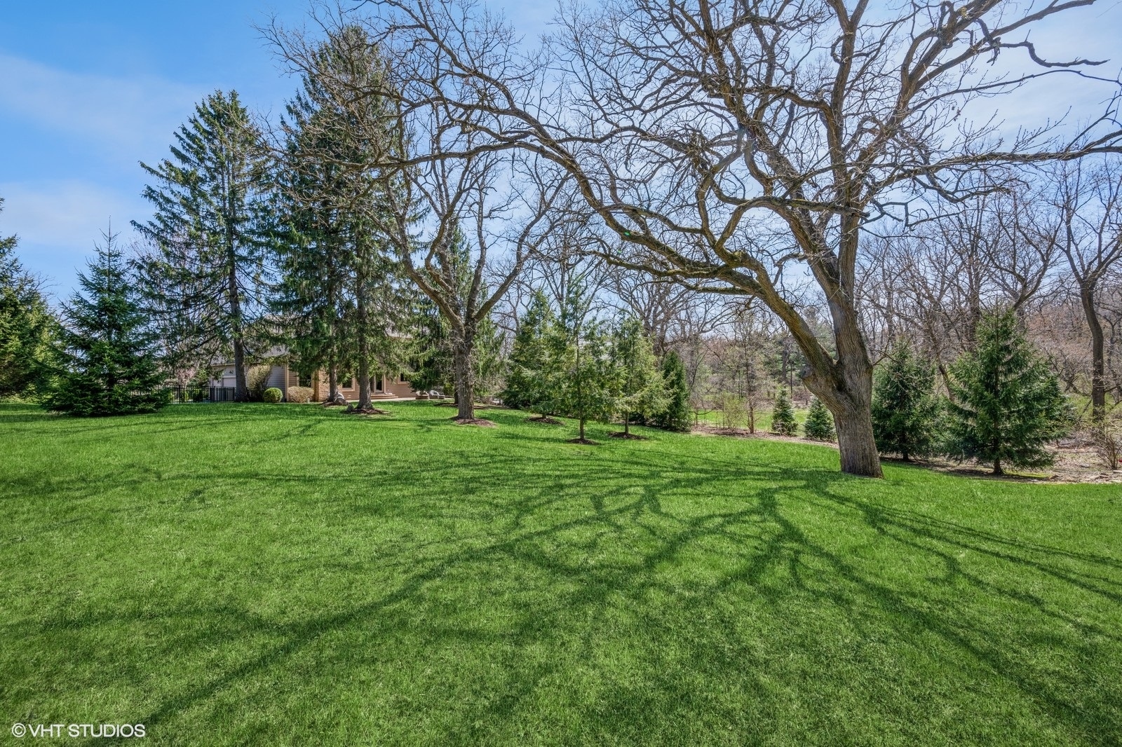 7111 Saddle Oaks Drive