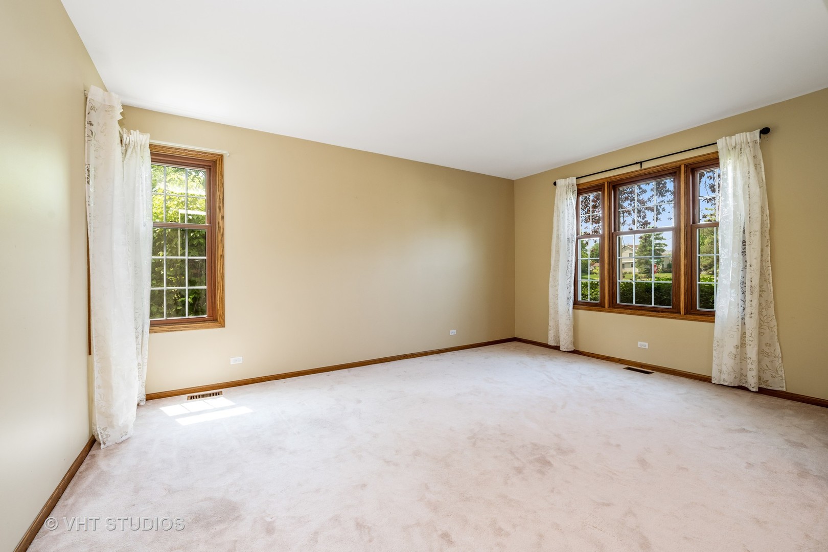 1266 Thorndale Lane