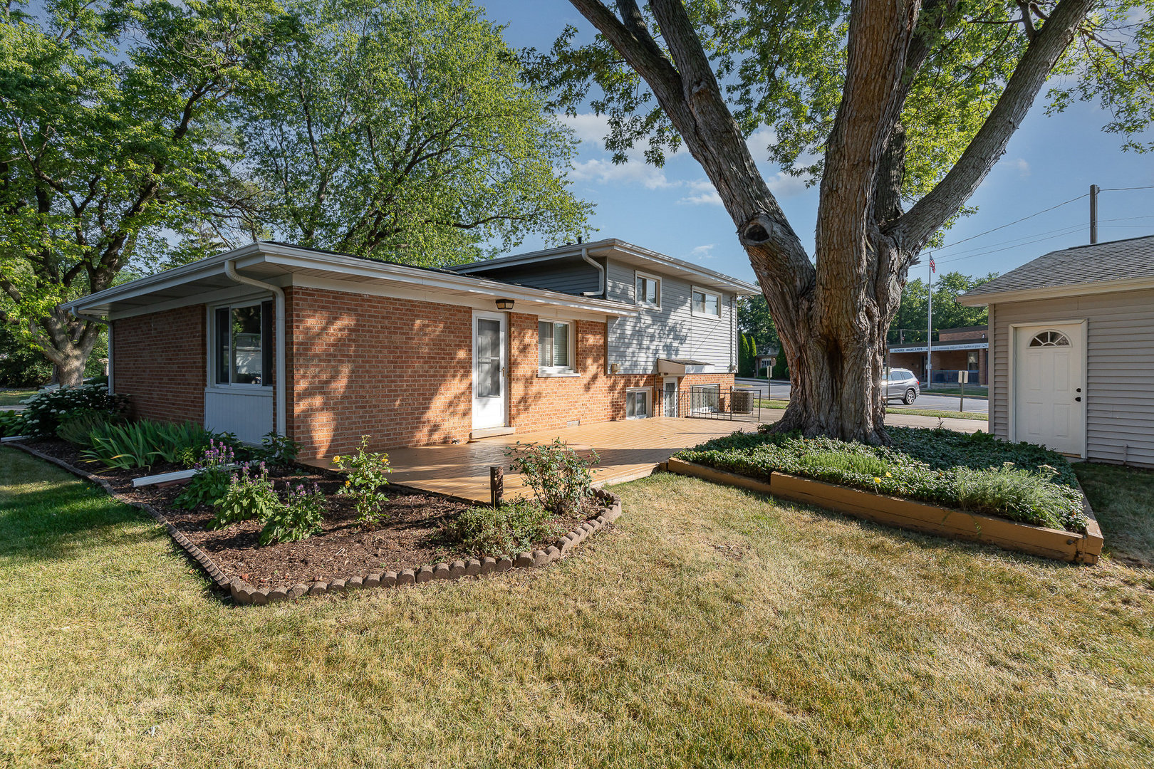 501 S 5th Street
