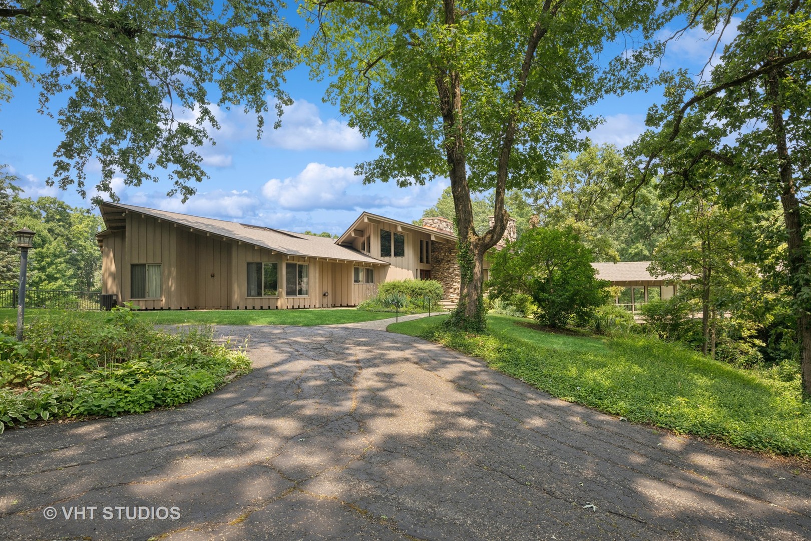 610 Signal Hill Road