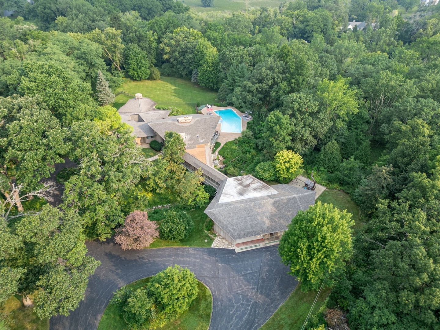 610 Signal Hill Road