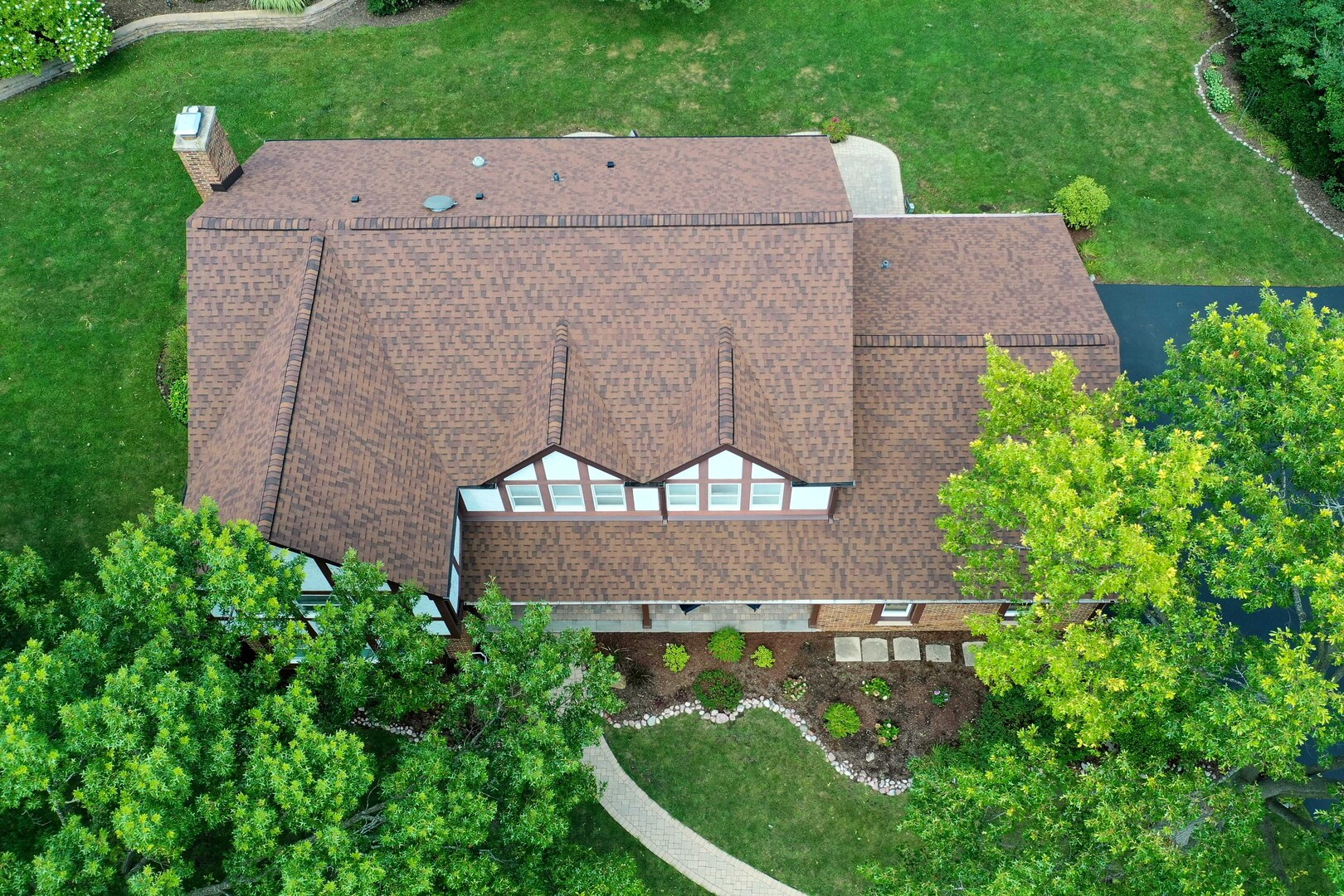 711 S White Willow Bay