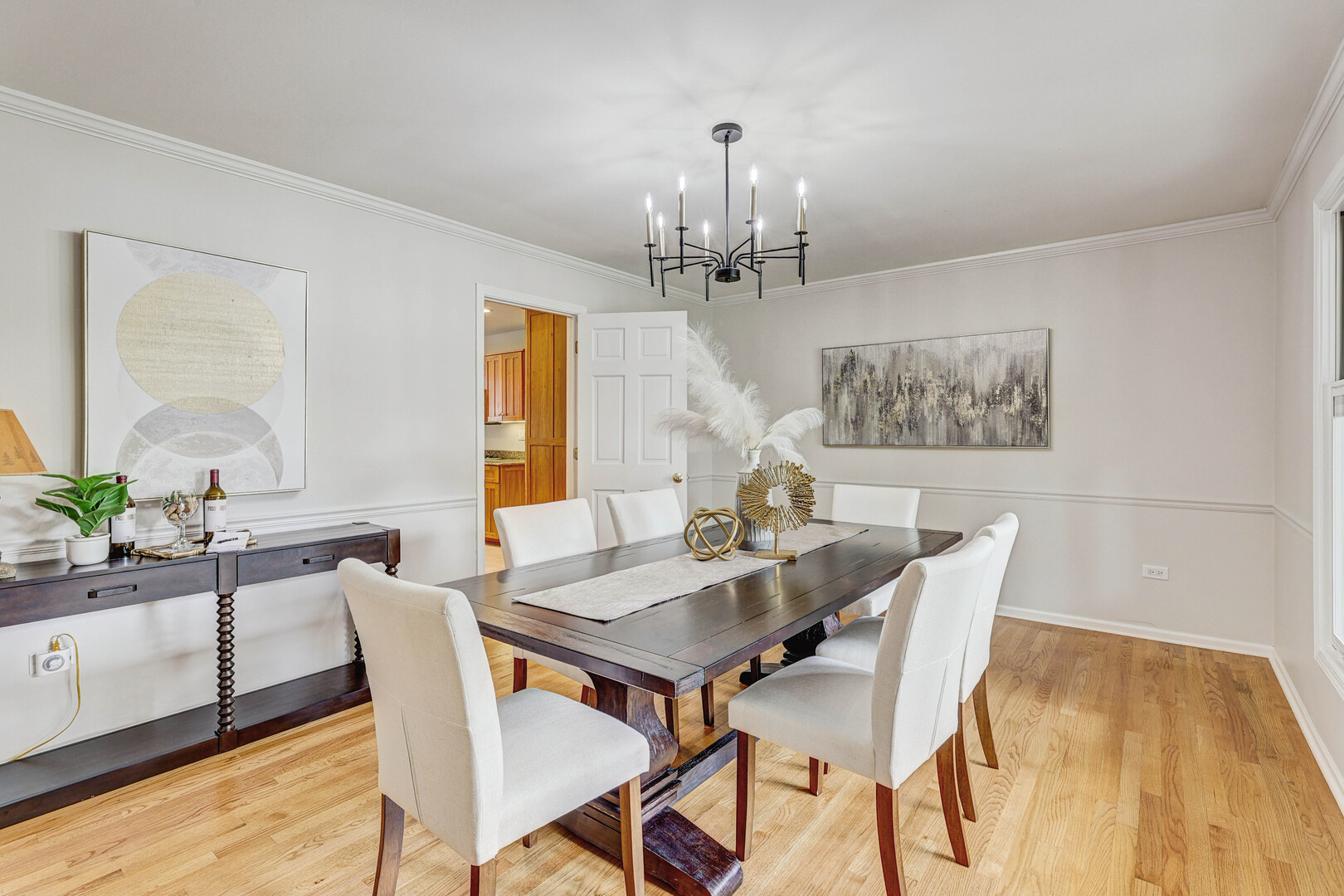 711 S White Willow Bay