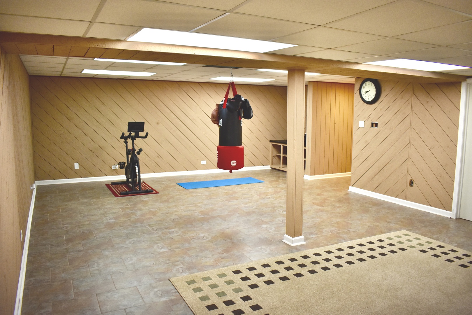 711 S White Willow Bay