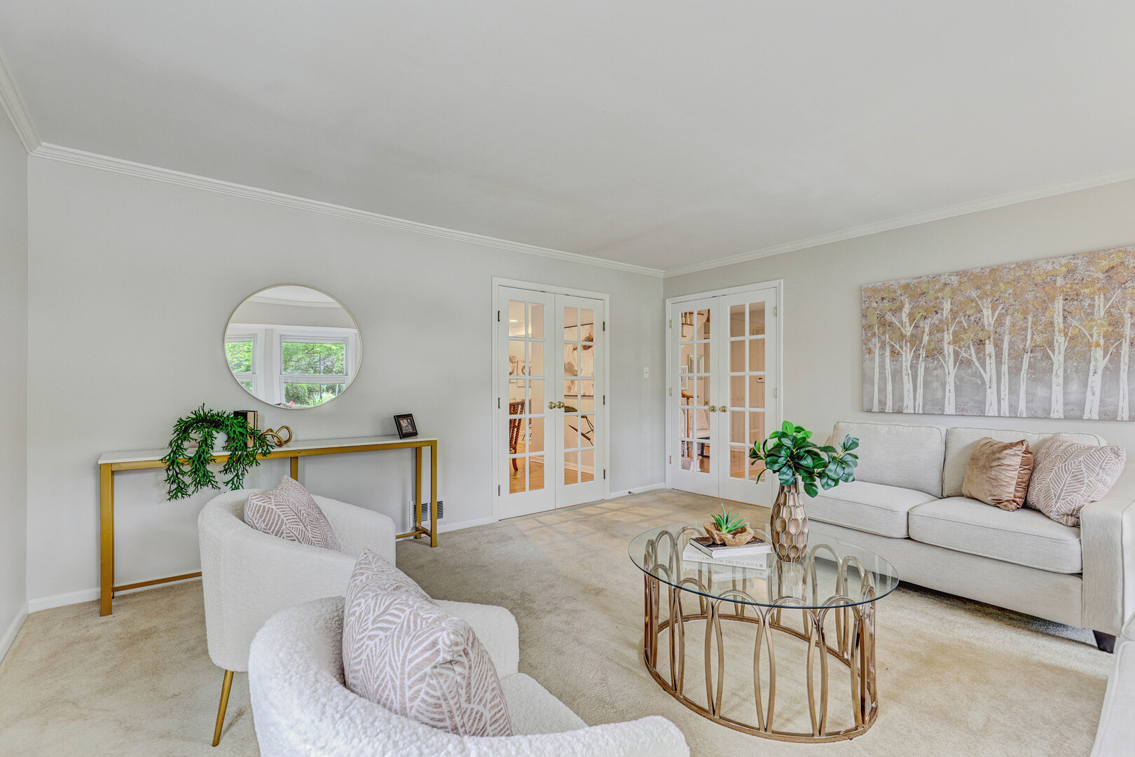 711 S White Willow Bay