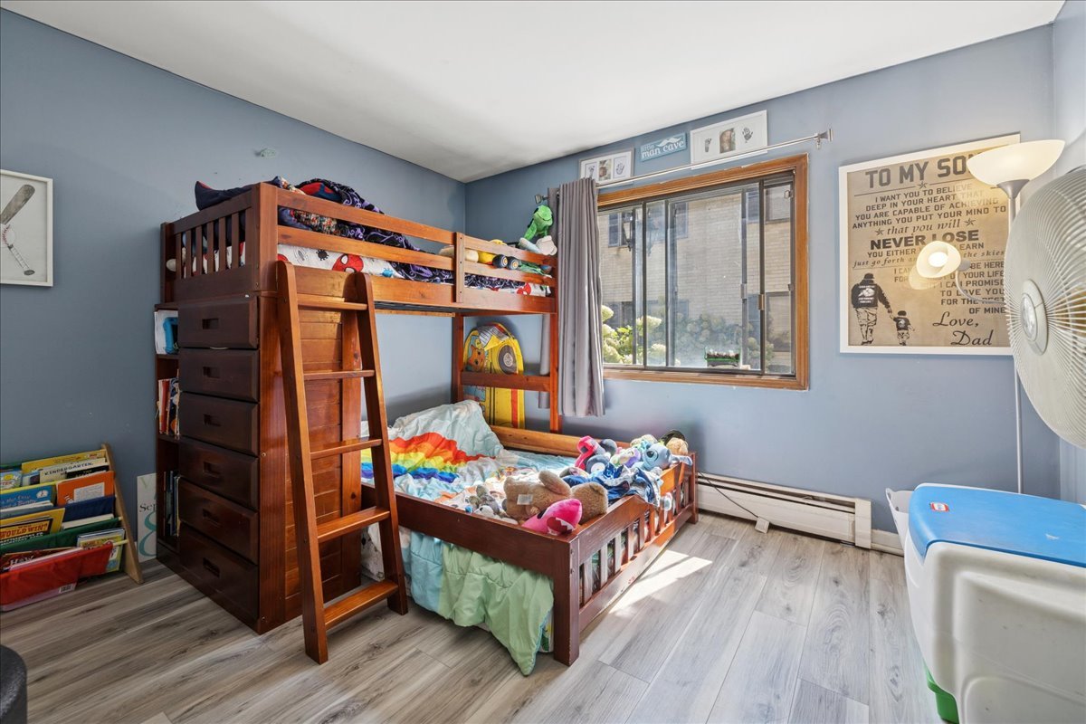 5143 N East River Road Unit: 152B