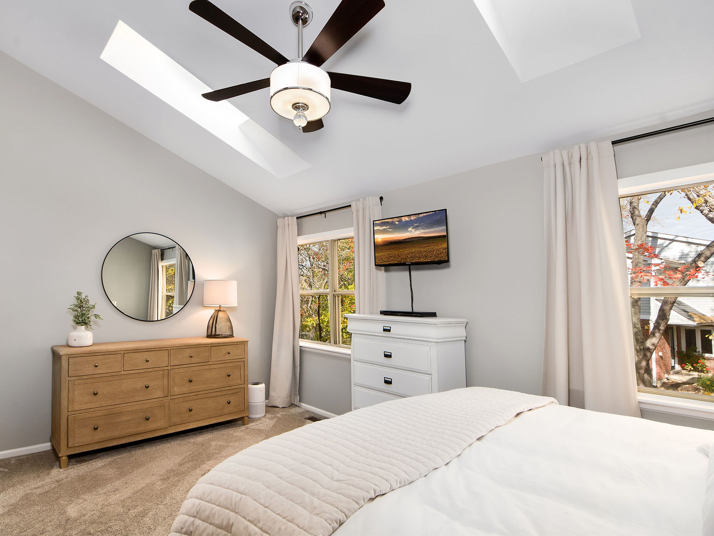 278 W Hamilton Drive