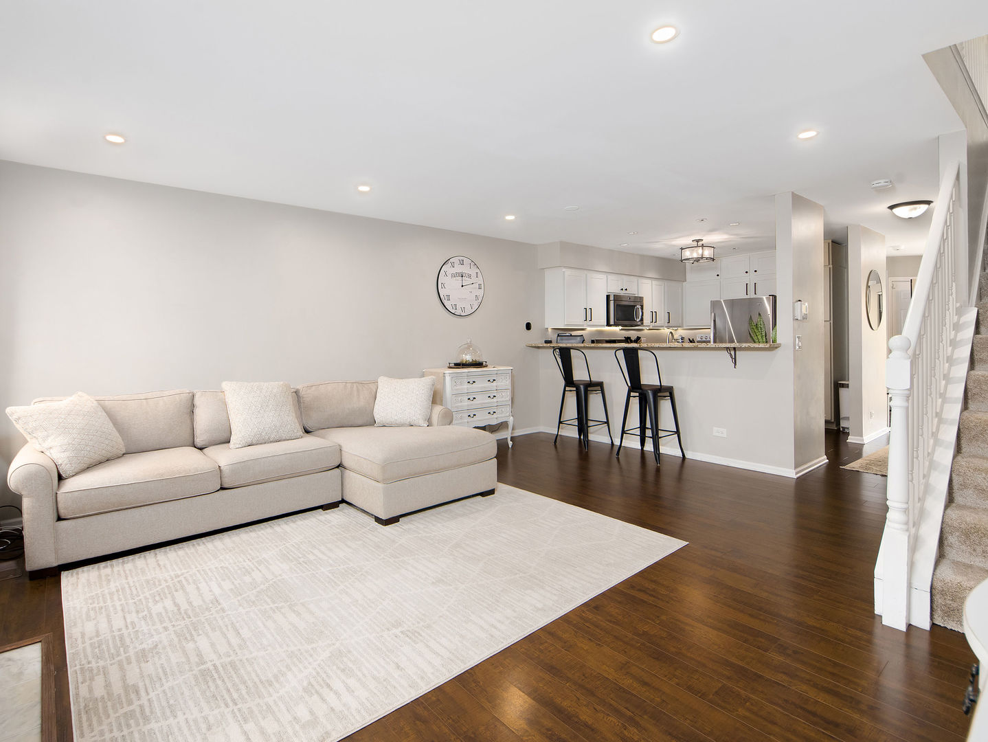 278 W Hamilton Drive