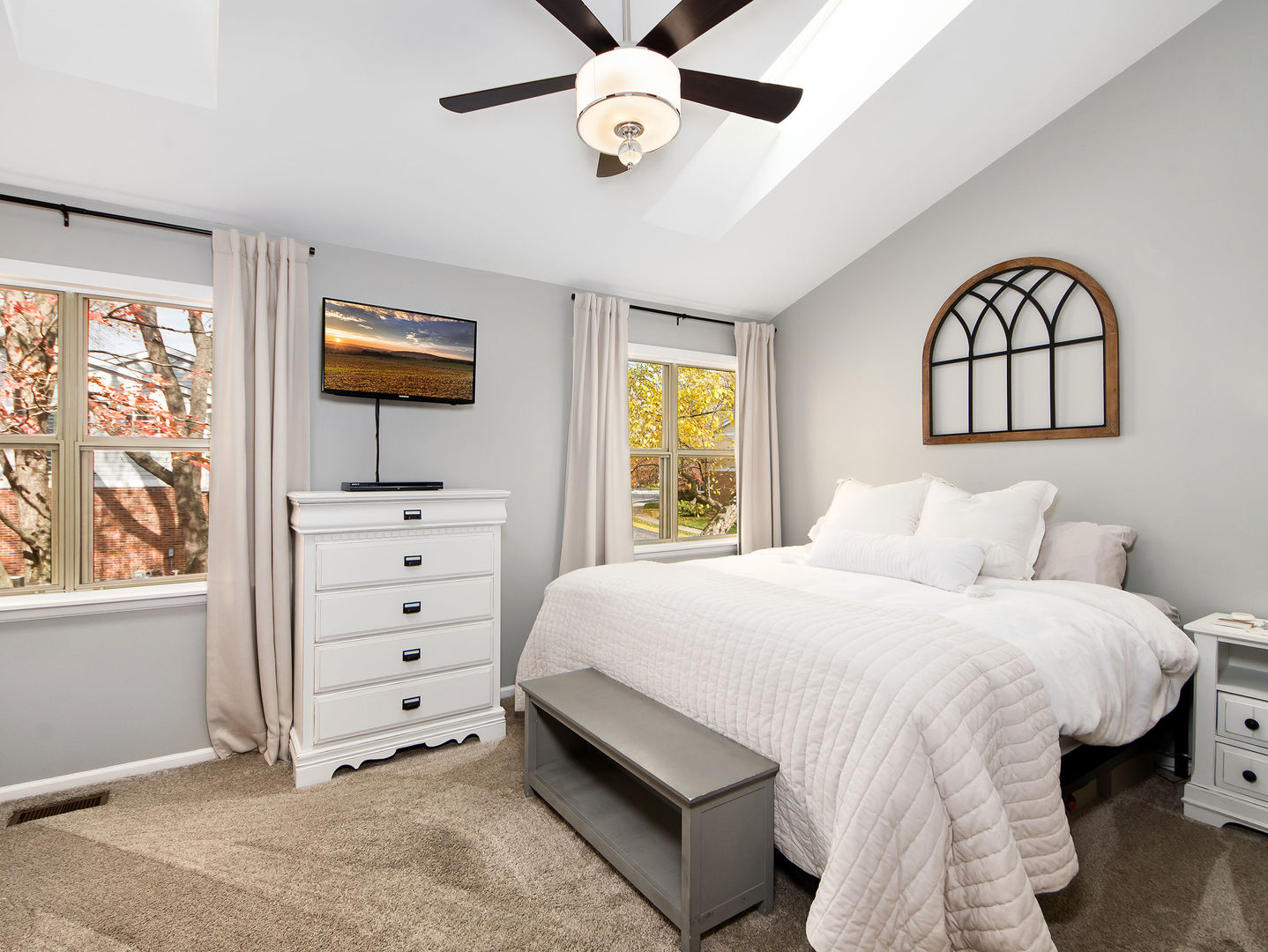 278 W Hamilton Drive