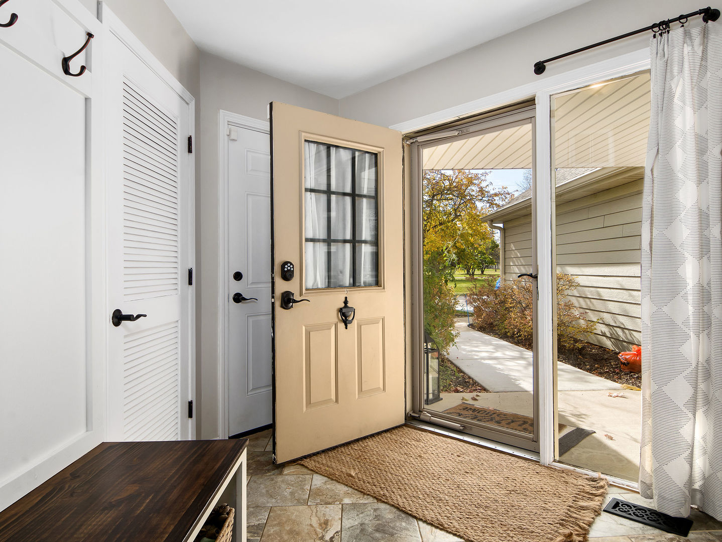 278 W Hamilton Drive