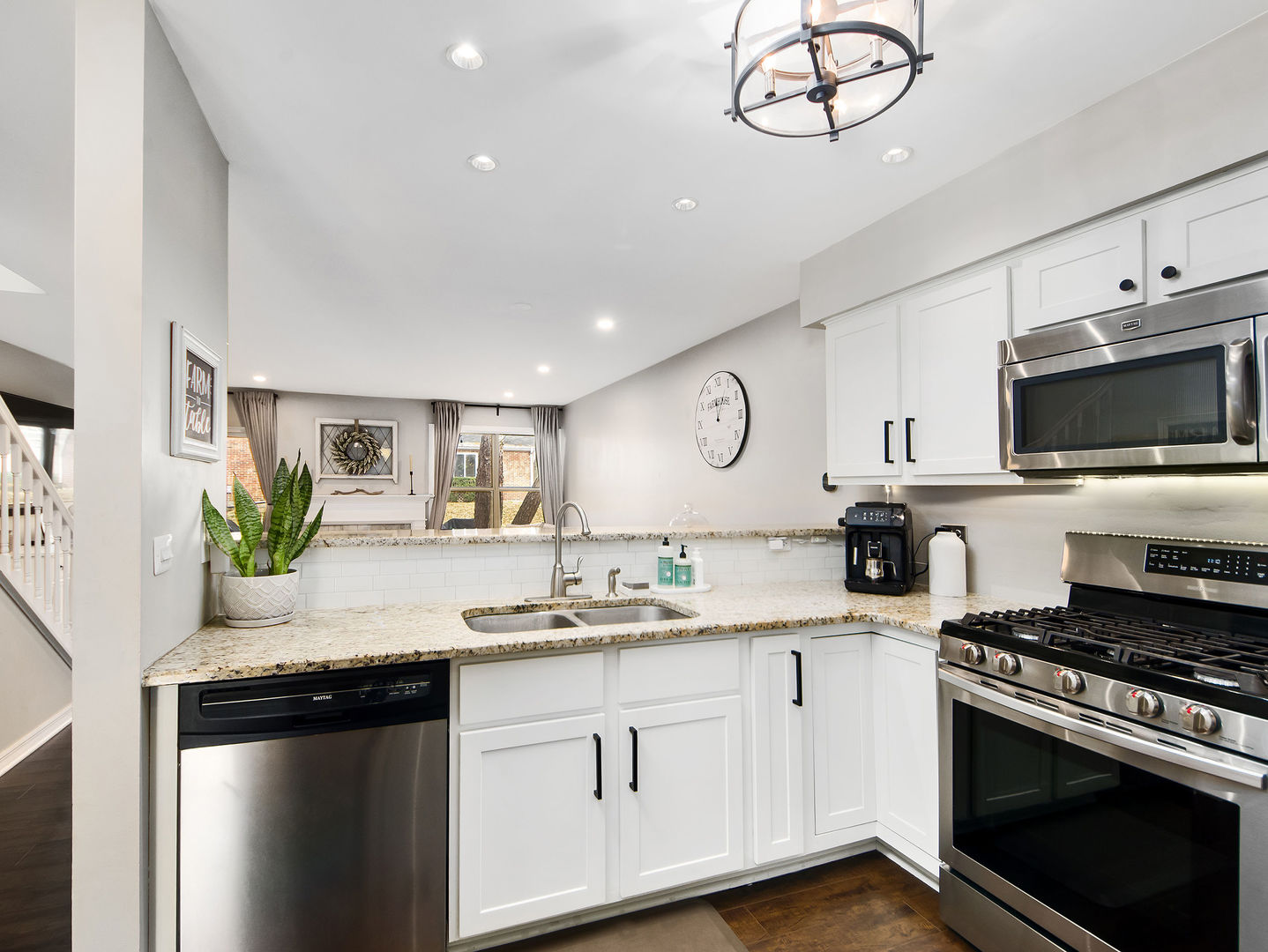 278 W Hamilton Drive