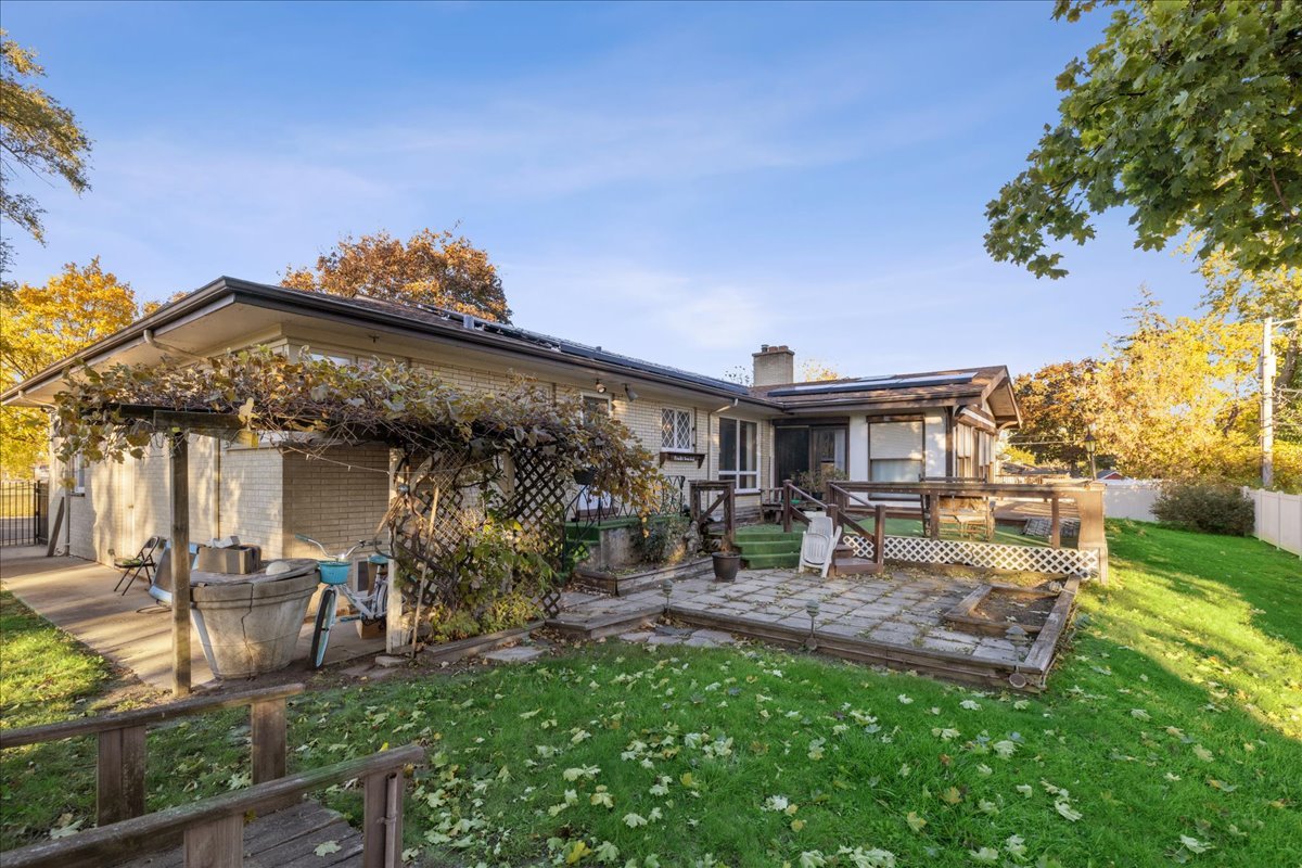 10129 Westmanor Drive