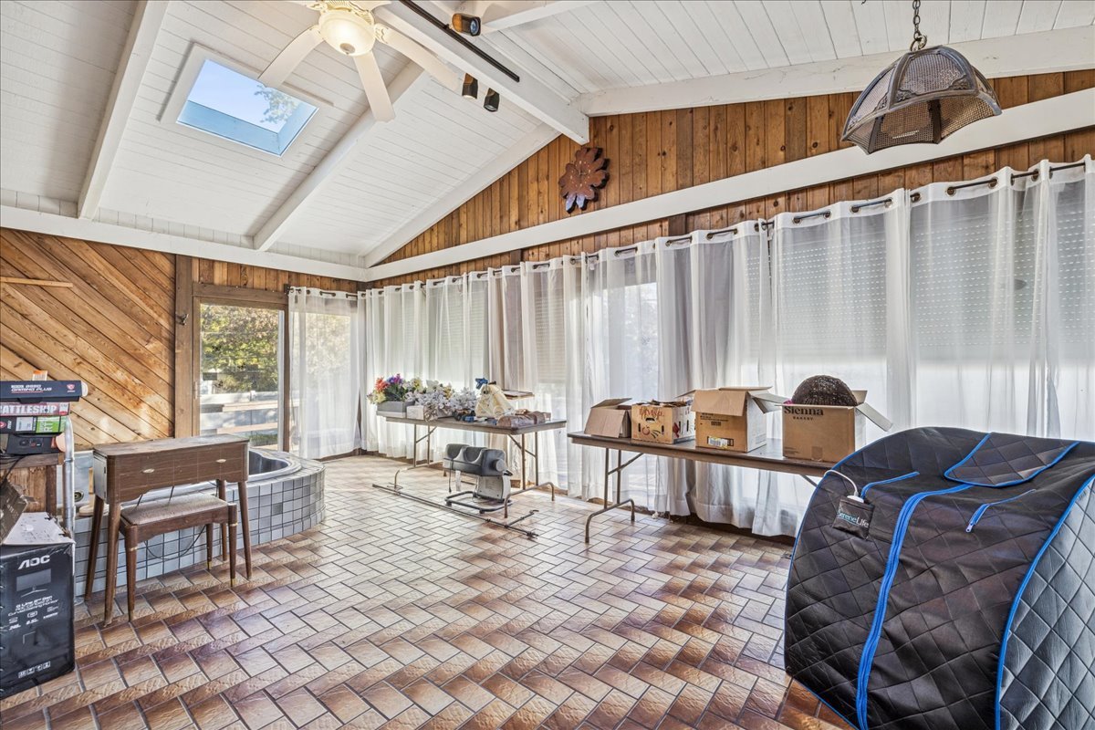 10129 Westmanor Drive