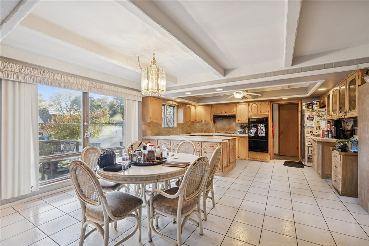 10129 Westmanor Drive