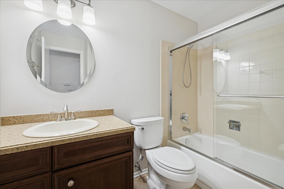 1010 E Glavin Court Unit: 1807