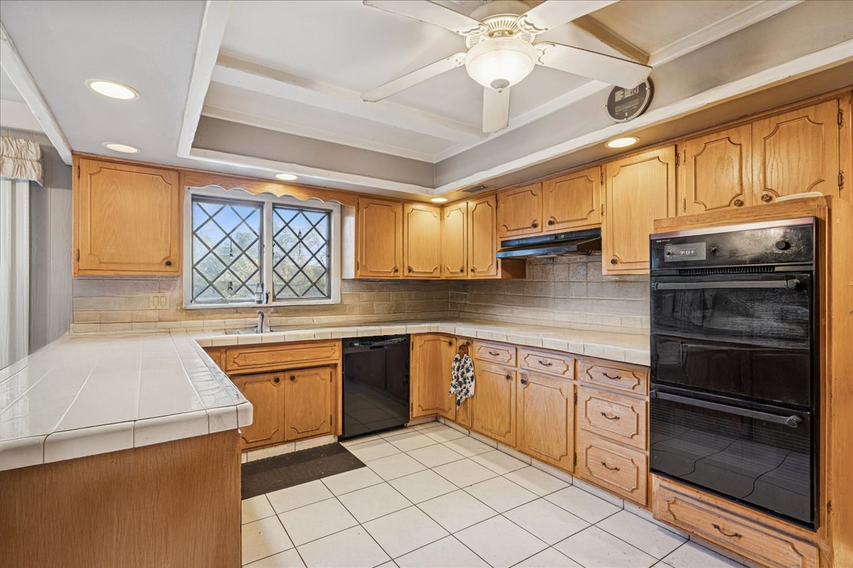 10129 Westmanor Drive