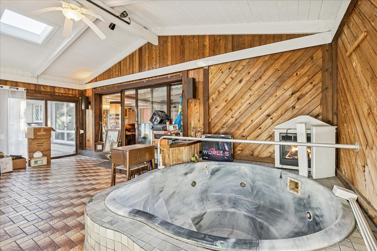 10129 Westmanor Drive