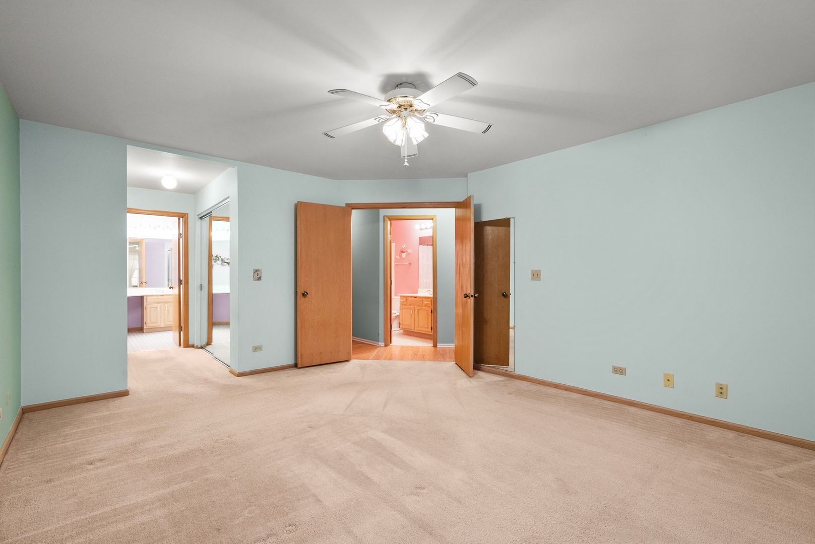 1010 BUTTERNUT Lane Unit: B