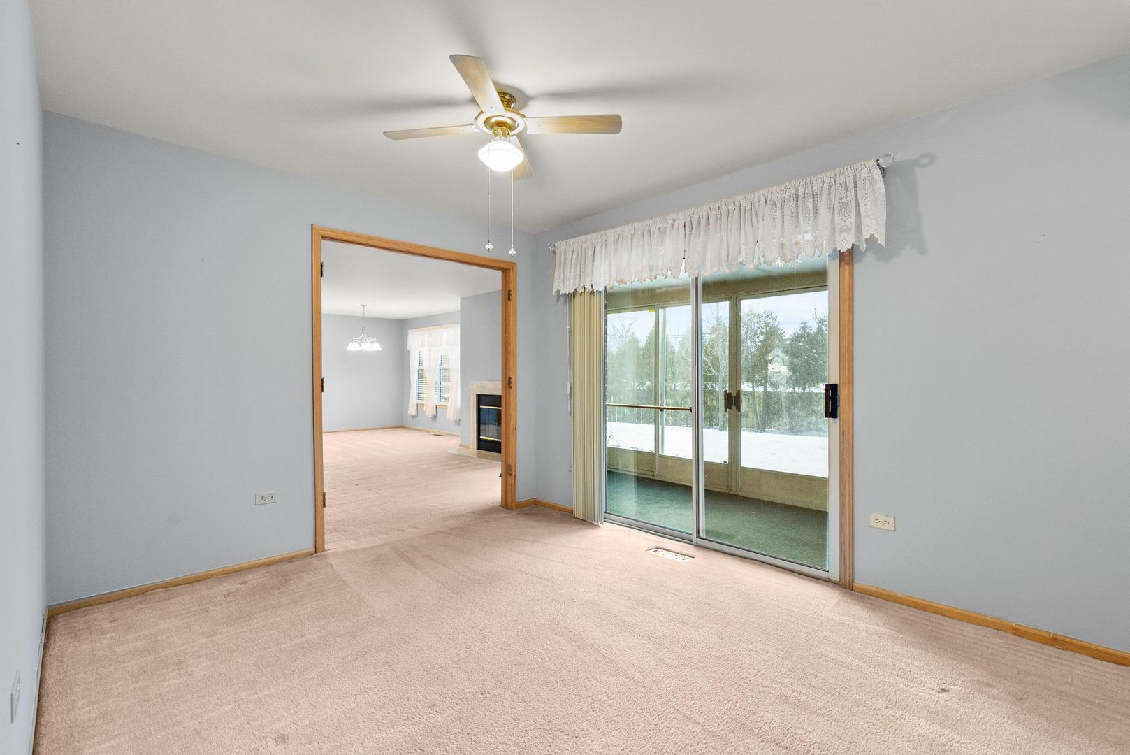 1010 BUTTERNUT Lane Unit: B