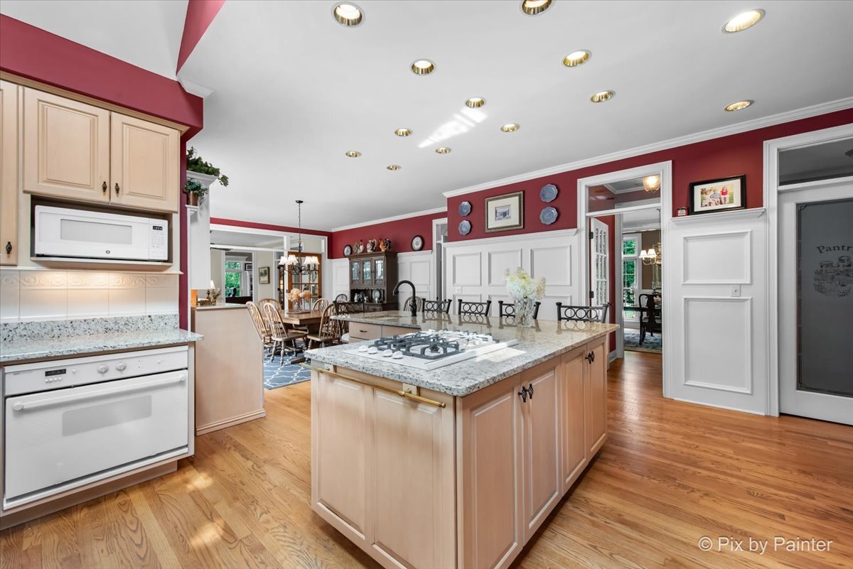 6418 Carrie Court
