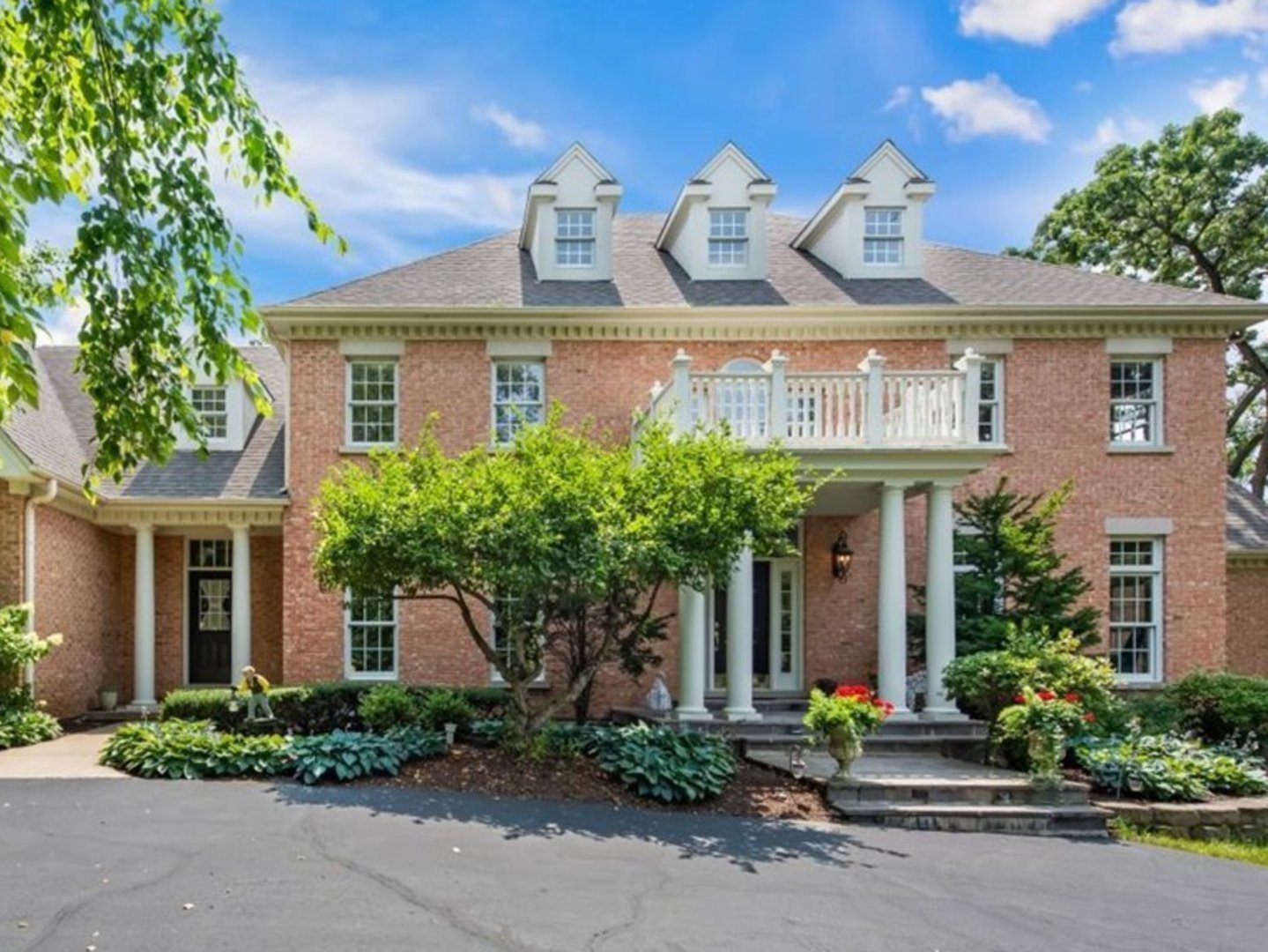 6418 Carrie Court
