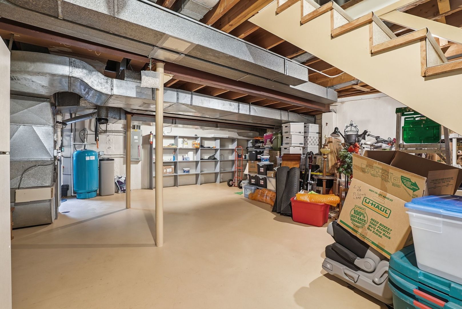 380 W Center Road
