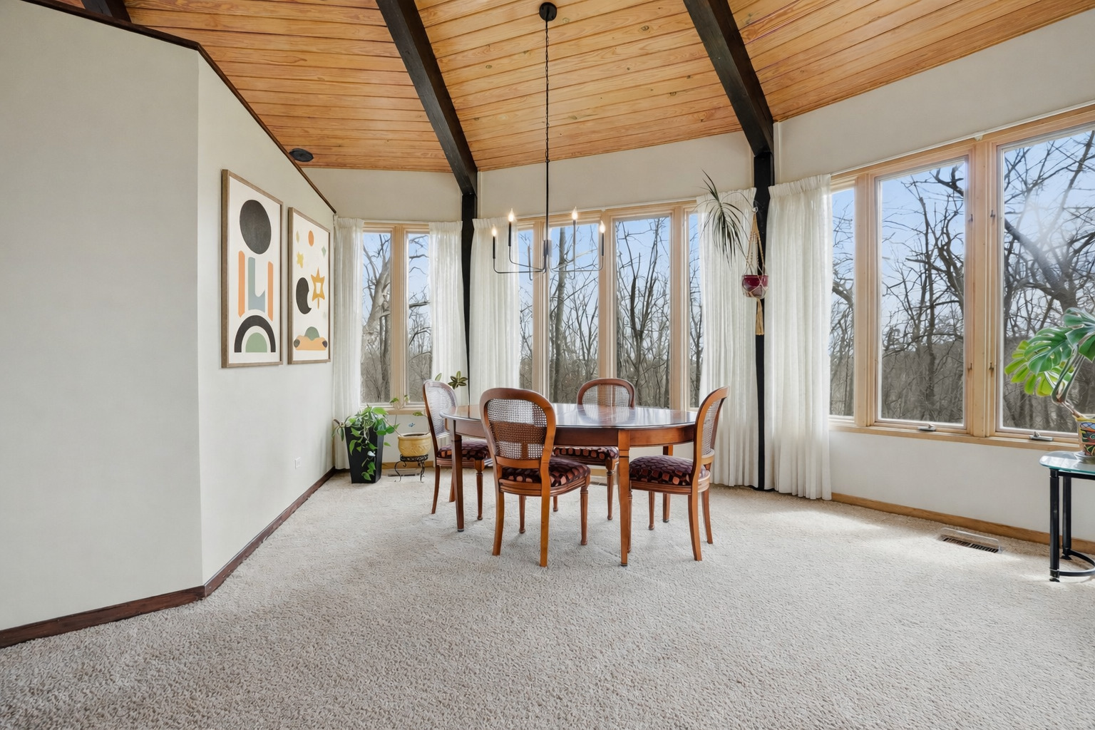 380 W Center Road