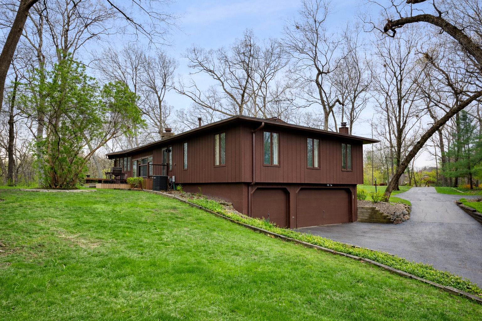 380 W Center Road
