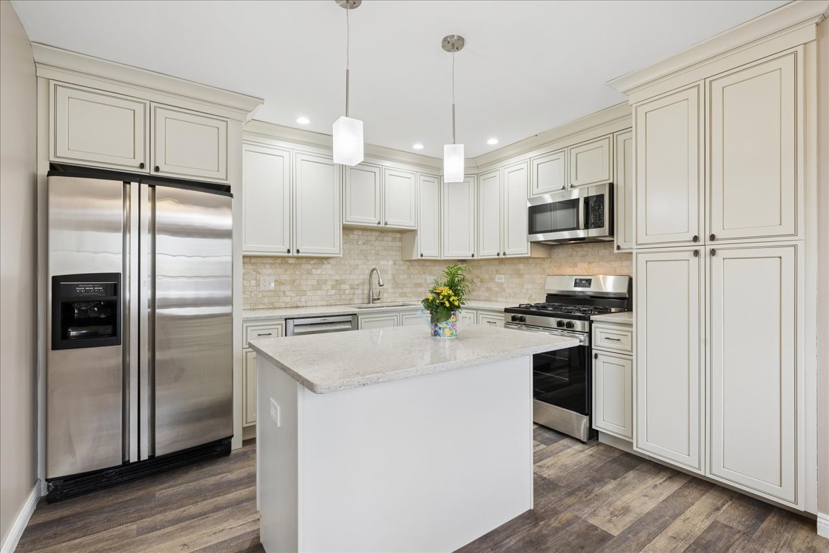 1221 Crystal Lake Road