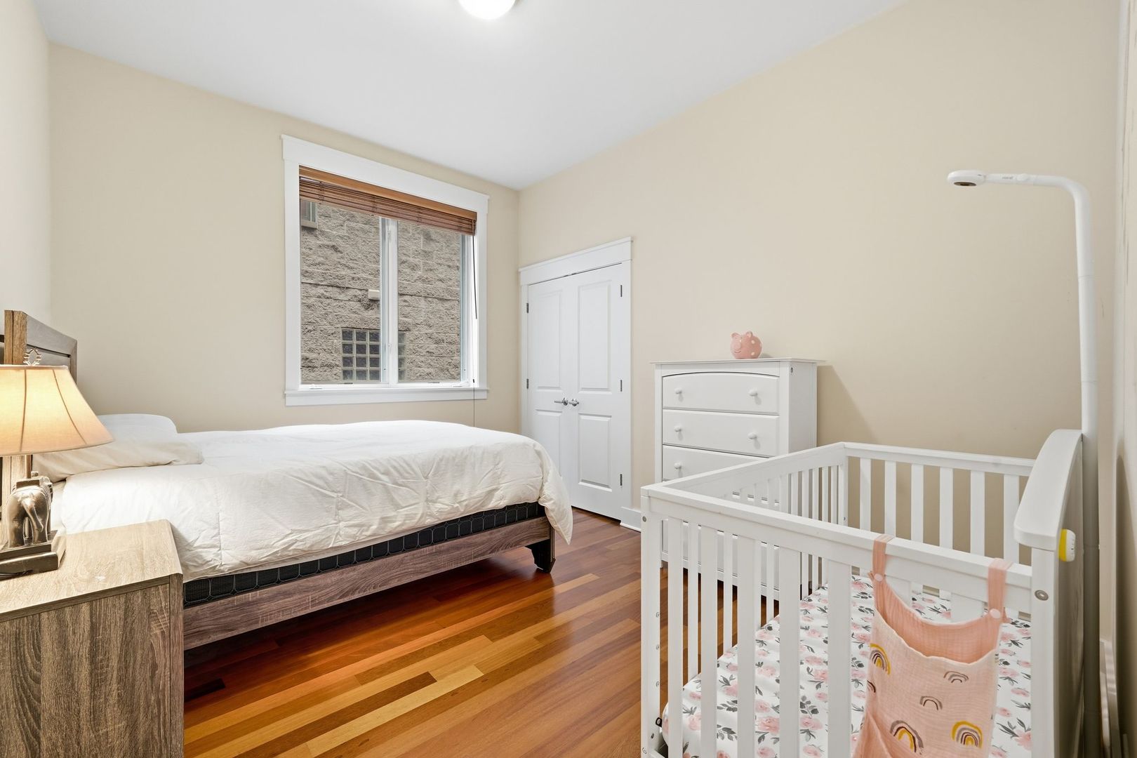 639 W Briar Place Unit: 3E