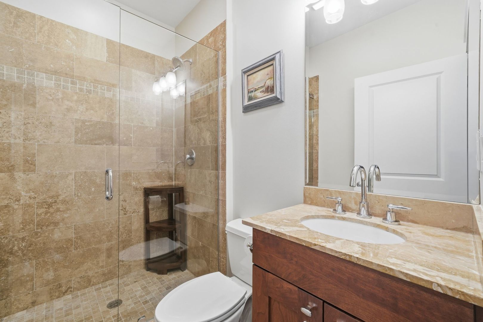 639 W Briar Place Unit: 3E