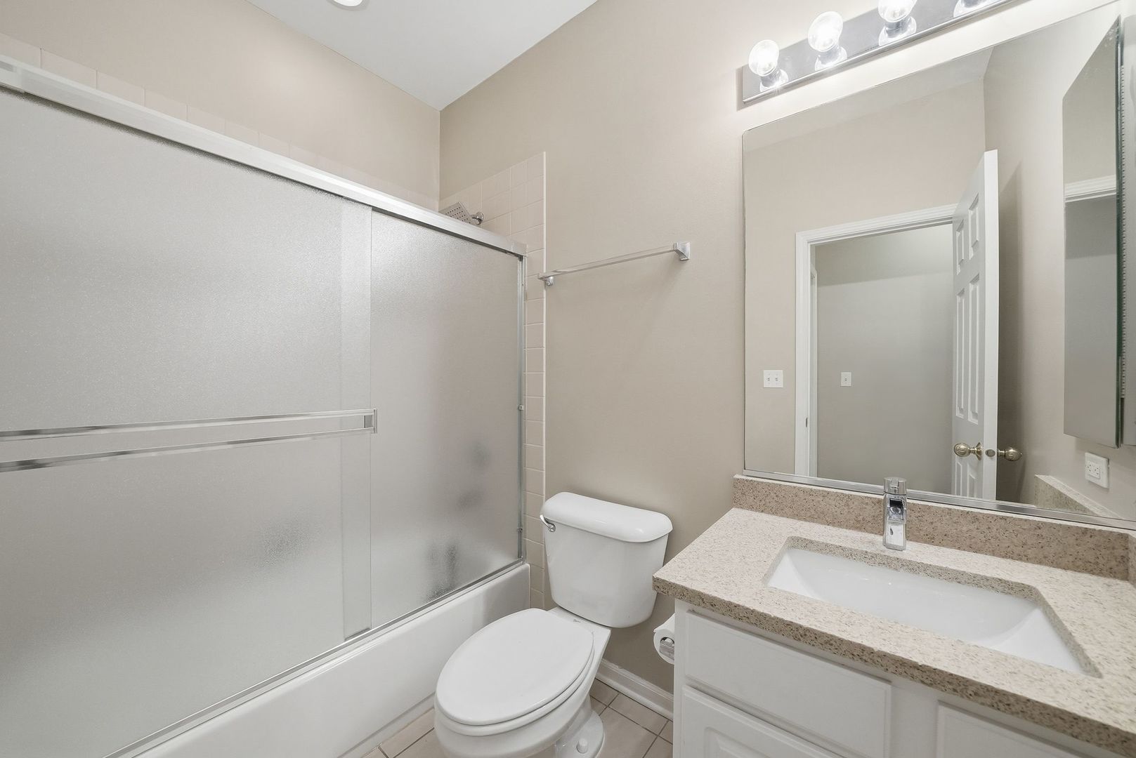 1225 N ORLEANS Street Unit: 602