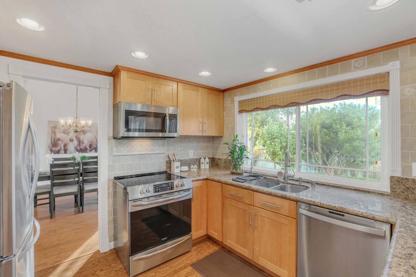 1229 Montmorency Drive