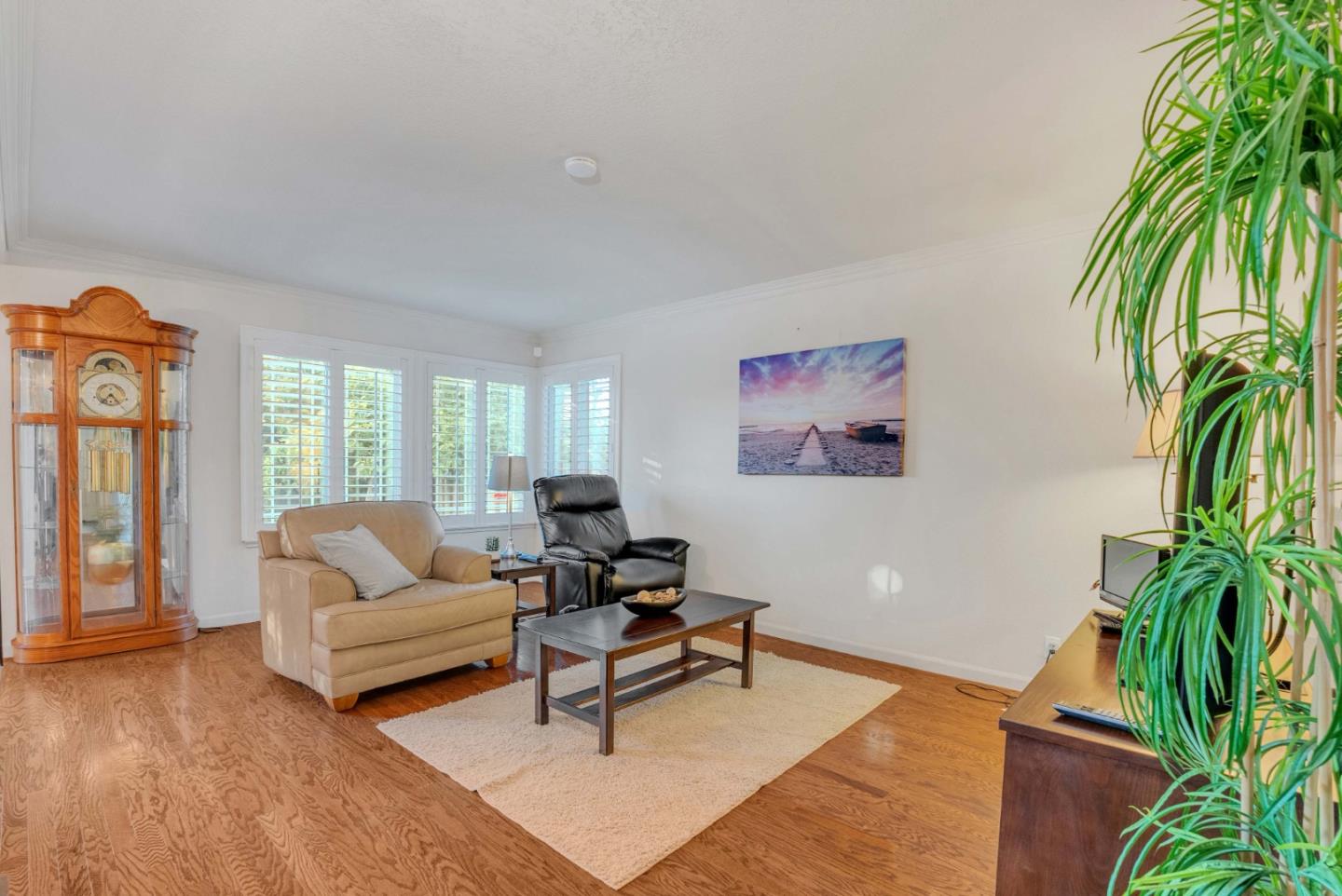 1229 Montmorency Drive