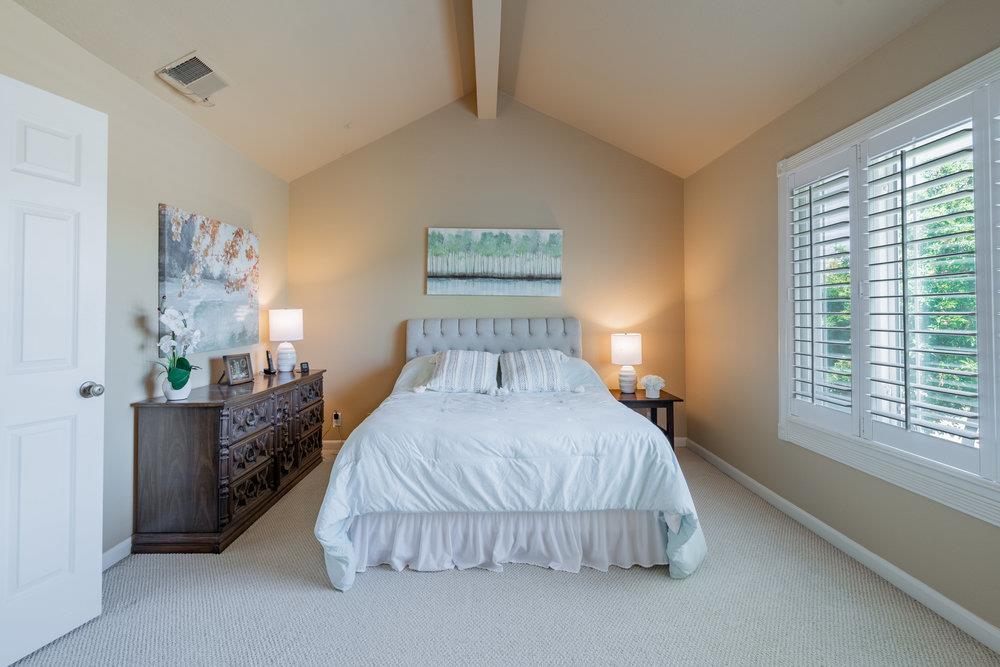 1229 Montmorency Drive