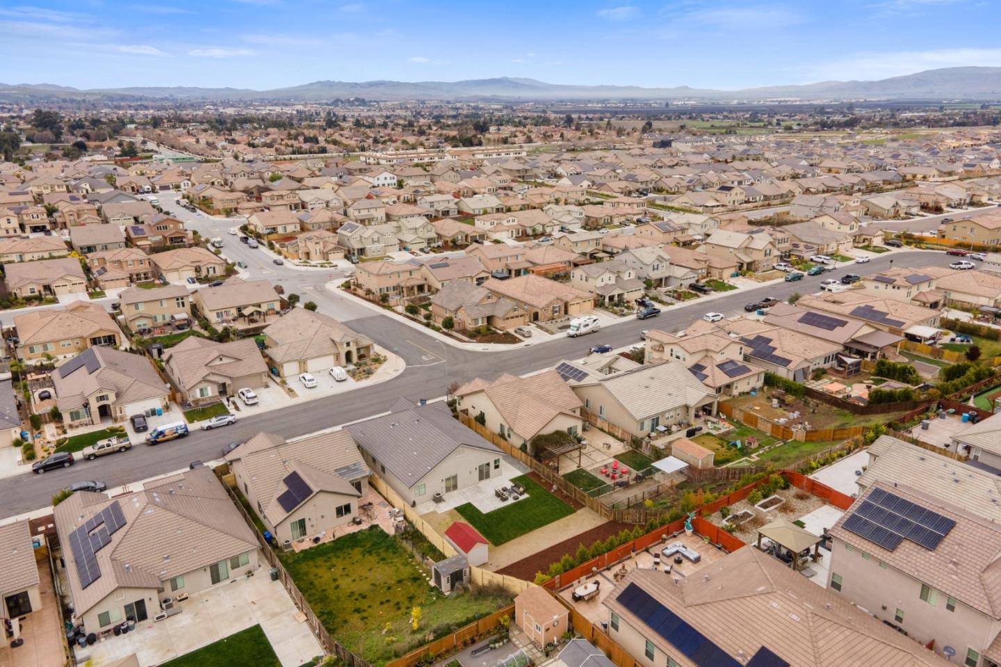 1605 Goldenstar Court