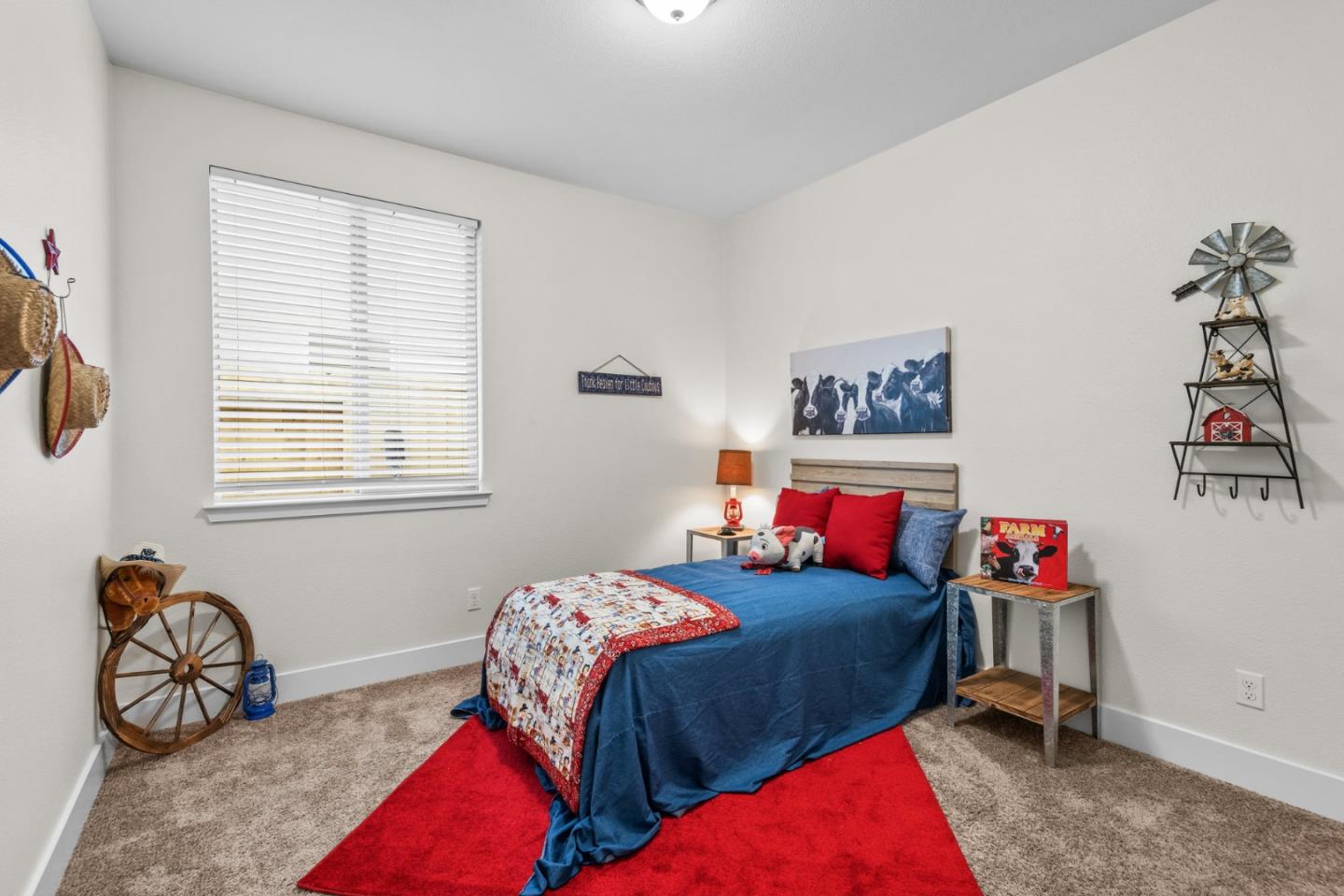 1605 Goldenstar Court