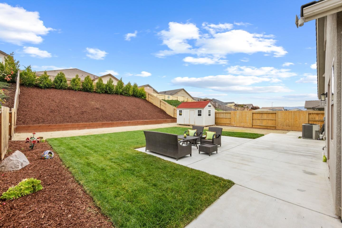 1605 Goldenstar Court