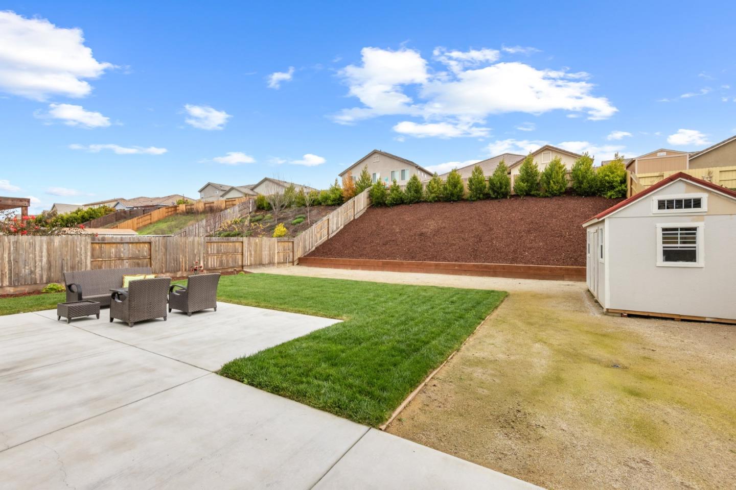 1605 Goldenstar Court